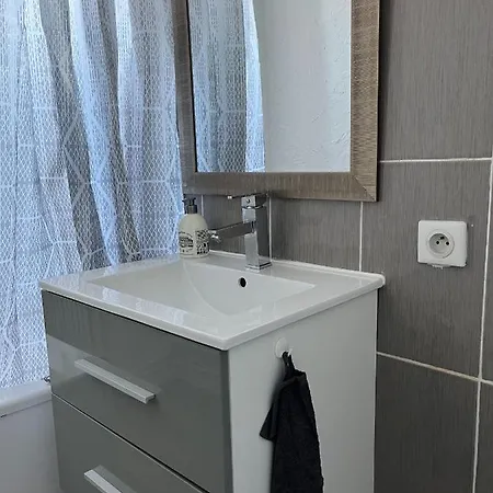 Le Vendeen 3 Le Comte Lägenhet